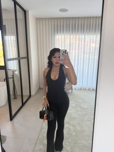 610544305: Chica busca chico en Málaga
