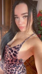 643387813: Chica busca chico en Málaga