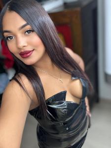 666365091: Chica busca chico en Madrid