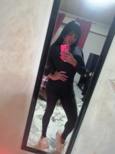 634125140: Chica busca chico en Navarra