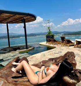 614661778: Chica busca chico en Málaga