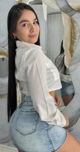 613889159: Chica busca chico en Cádiz