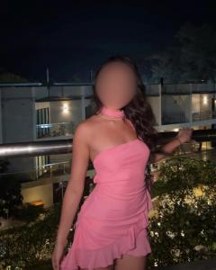 663589955: Chica busca chico en Málaga