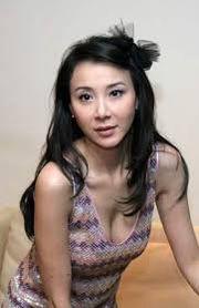 631643981: Chica busca chico en Barcelona