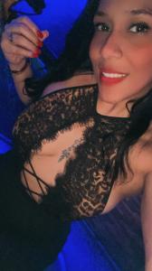 642945543: Chica busca chico en Málaga