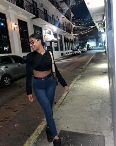 637126880: Chica busca chico en Burgos