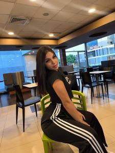 642991741: Chica busca chico en La Coruña