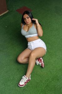 687227650: Chica busca chico en Barcelona