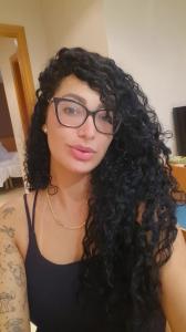 613845000: Chica busca chico en Pontevedra