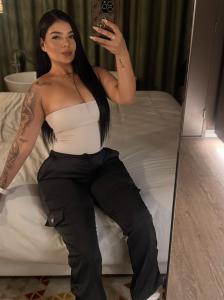 643596417: Chica busca chico en Cantabria