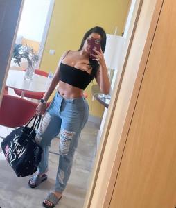 674613448: Chica busca chico en Madrid