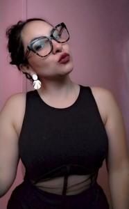 613802783: Chica busca chico en Badajoz