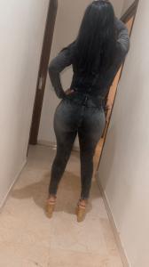 642689829: Chica busca chico en Sevilla