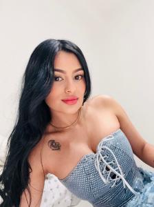 672915864: Chica busca chico en Madrid
