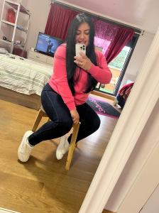 611242327: Chica busca chico en La Coruña