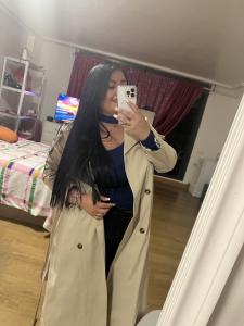611242327: Chica busca chico en La Coruña