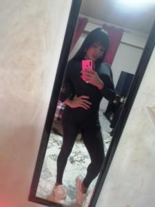 634125140: Chica busca chico en Navarra