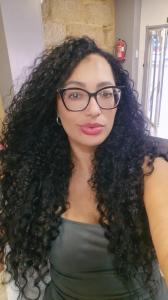 613845000: Chica busca chico en Pontevedra