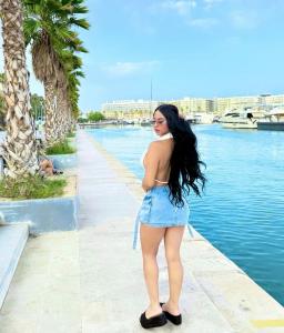 617338049: Chica busca chico en Málaga