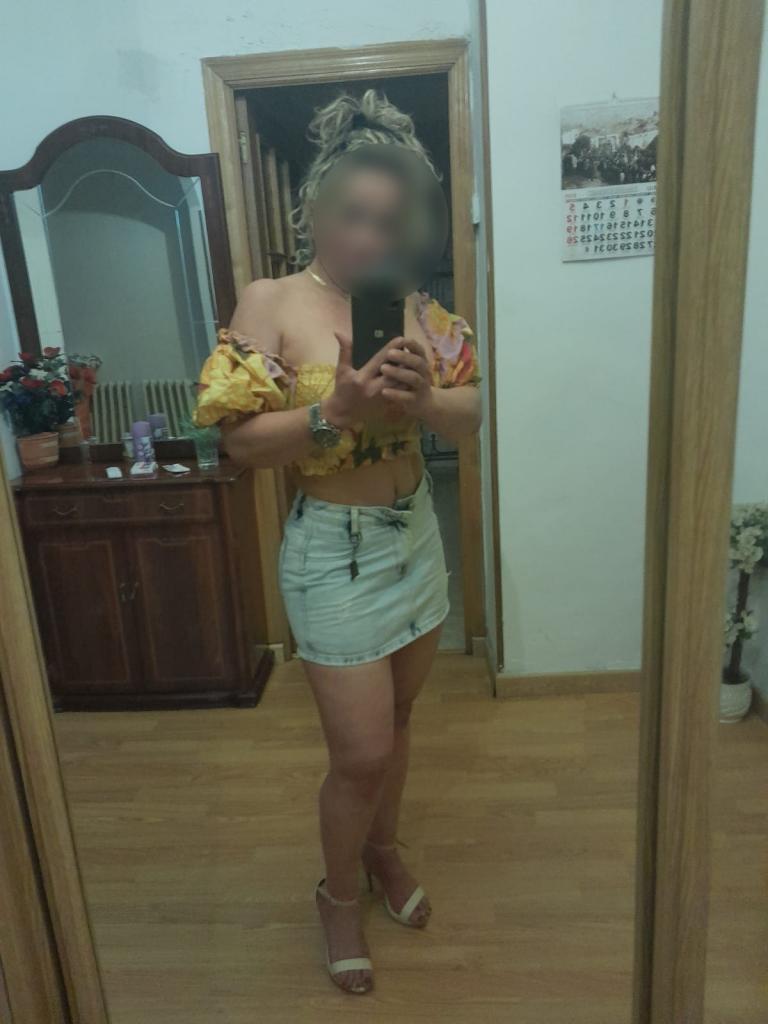 624328893: Chica busca chico en Orense