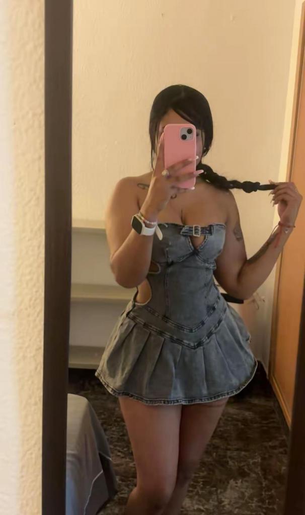 Chica busca chico en Granada: 