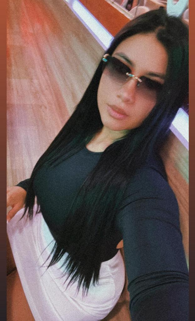 Chica busca chico en Valencia: Chica busca chico