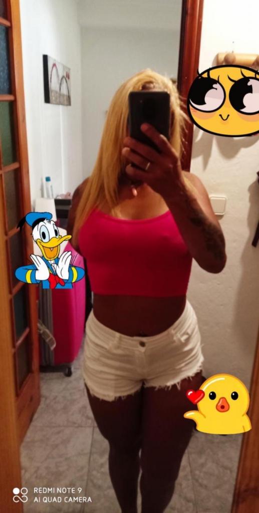 Chica busca chico en Menorca: 