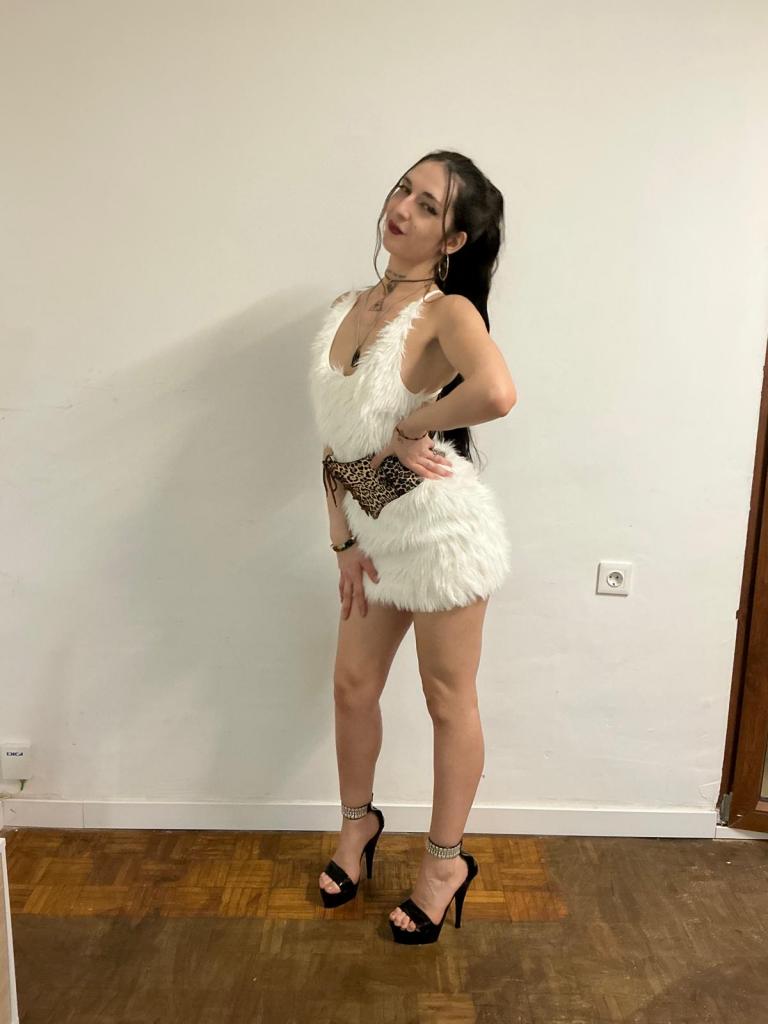 Chica busca chico en Alicante: 