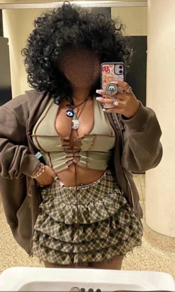 Chica busca chico en Murcia: 
