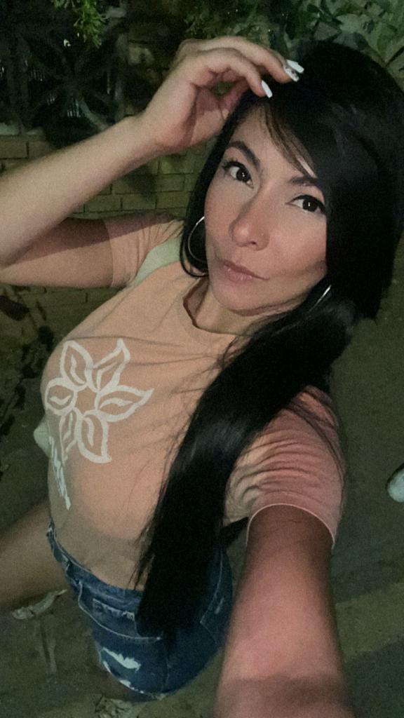 Chica busca chico en Almería: 