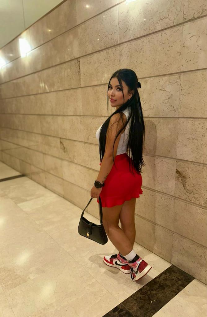 Chica busca chico en Alicante: 