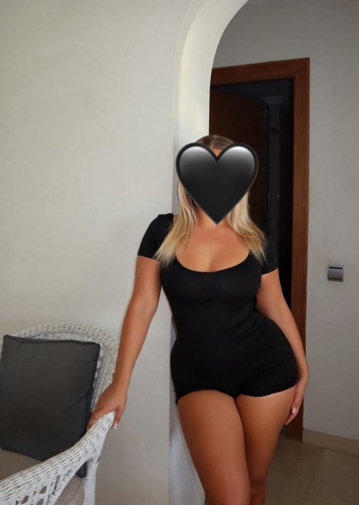 Chica busca chico en Huelva: 