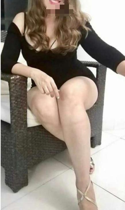 Chica busca chico en Huesca: 