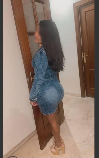 Chica busca chico en Sevilla: 