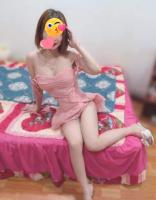 697819499: Chica busca chico en Barcelona