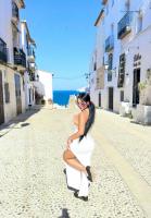 617338049: Chica busca chico en Málaga