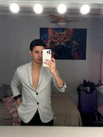 647335856: Chico busca chica en Valencia