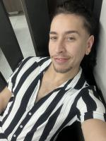 604936632: Chico busca chica en Las Palmas