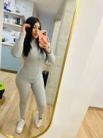 697746722: Chica busca chico en Madrid