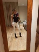667994846: Chica busca chico en Barcelona