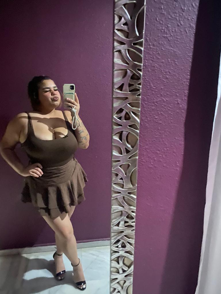 Chica busca chico en Sevilla: 