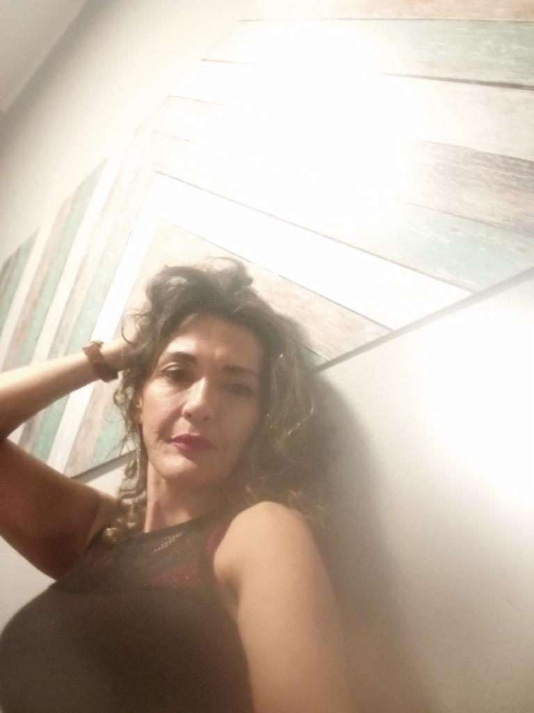 Chica busca chico en Sevilla: 