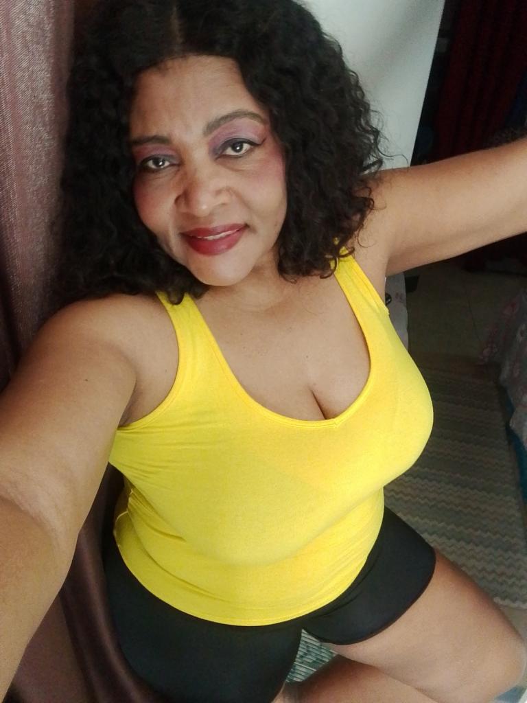 641704478: Chica busca chico en Mallorca