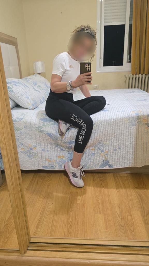 624328893: Chica busca chico en Orense