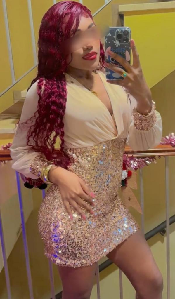 632280620: Chica busca chico en Pontevedra