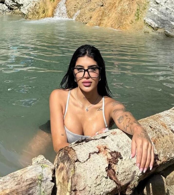 Chica busca chico en Tenerife: 