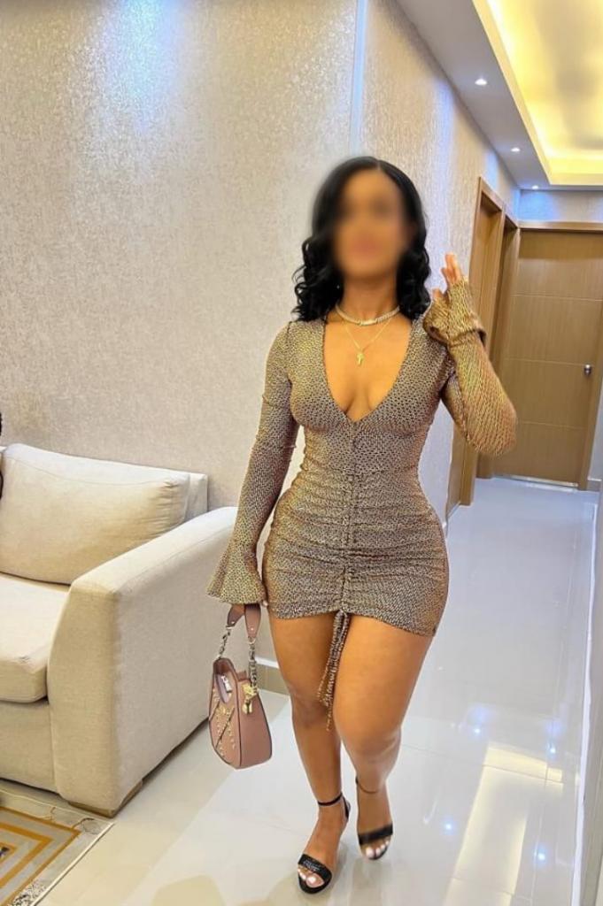 Chica busca chico en Granada: 