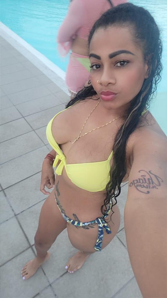 Chica busca chico en Ibiza: 