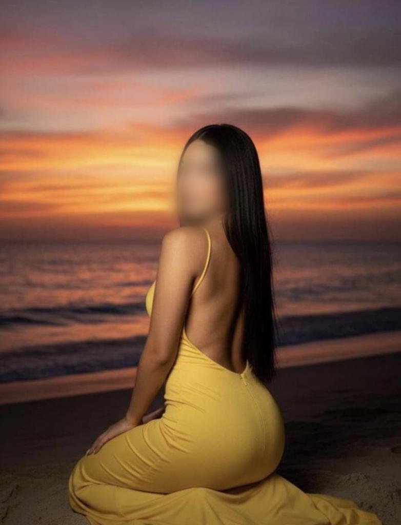 Chica busca chico en Tenerife: 