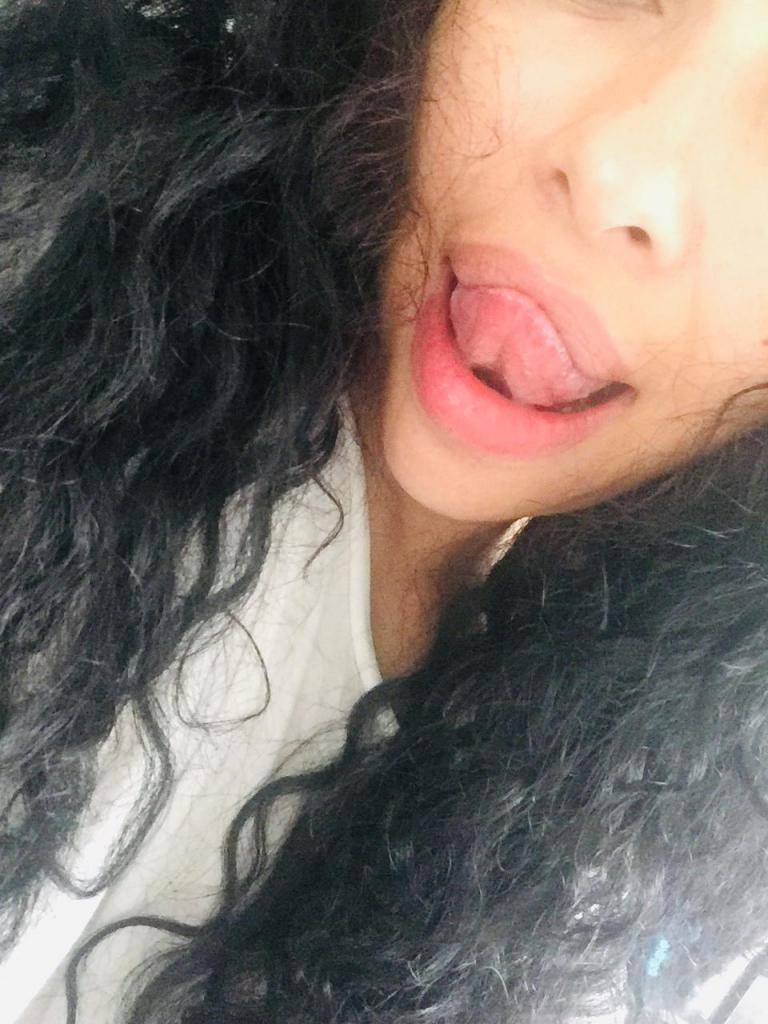 Chica busca chico en Sevilla: 